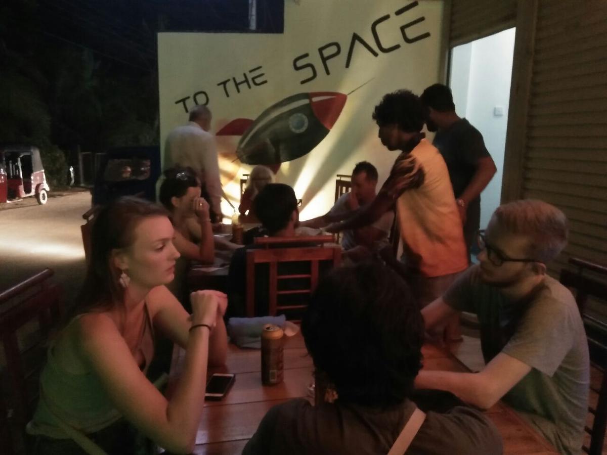 Space Garden Hostel מיריסה מראה חיצוני תמונה