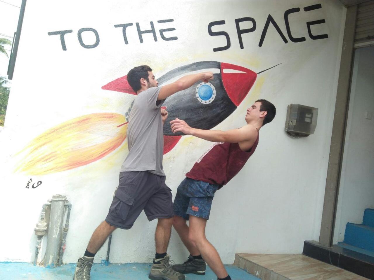 Space Garden Hostel מיריסה מראה חיצוני תמונה