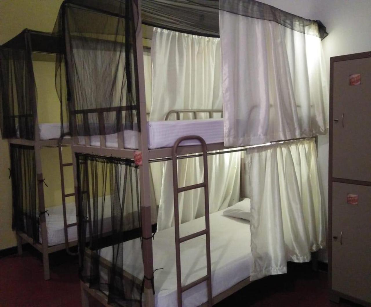 Space Garden Hostel מיריסה מראה חיצוני תמונה
