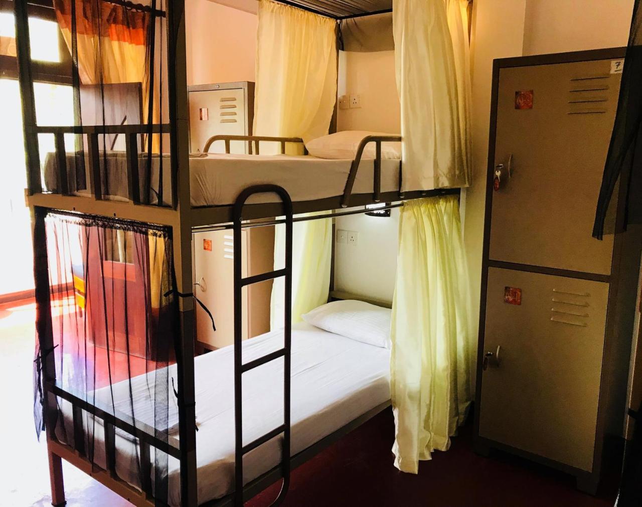 Space Garden Hostel מיריסה מראה חיצוני תמונה