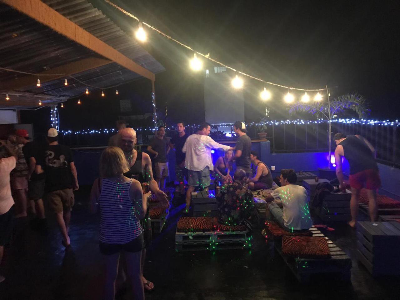 Space Garden Hostel מיריסה מראה חיצוני תמונה