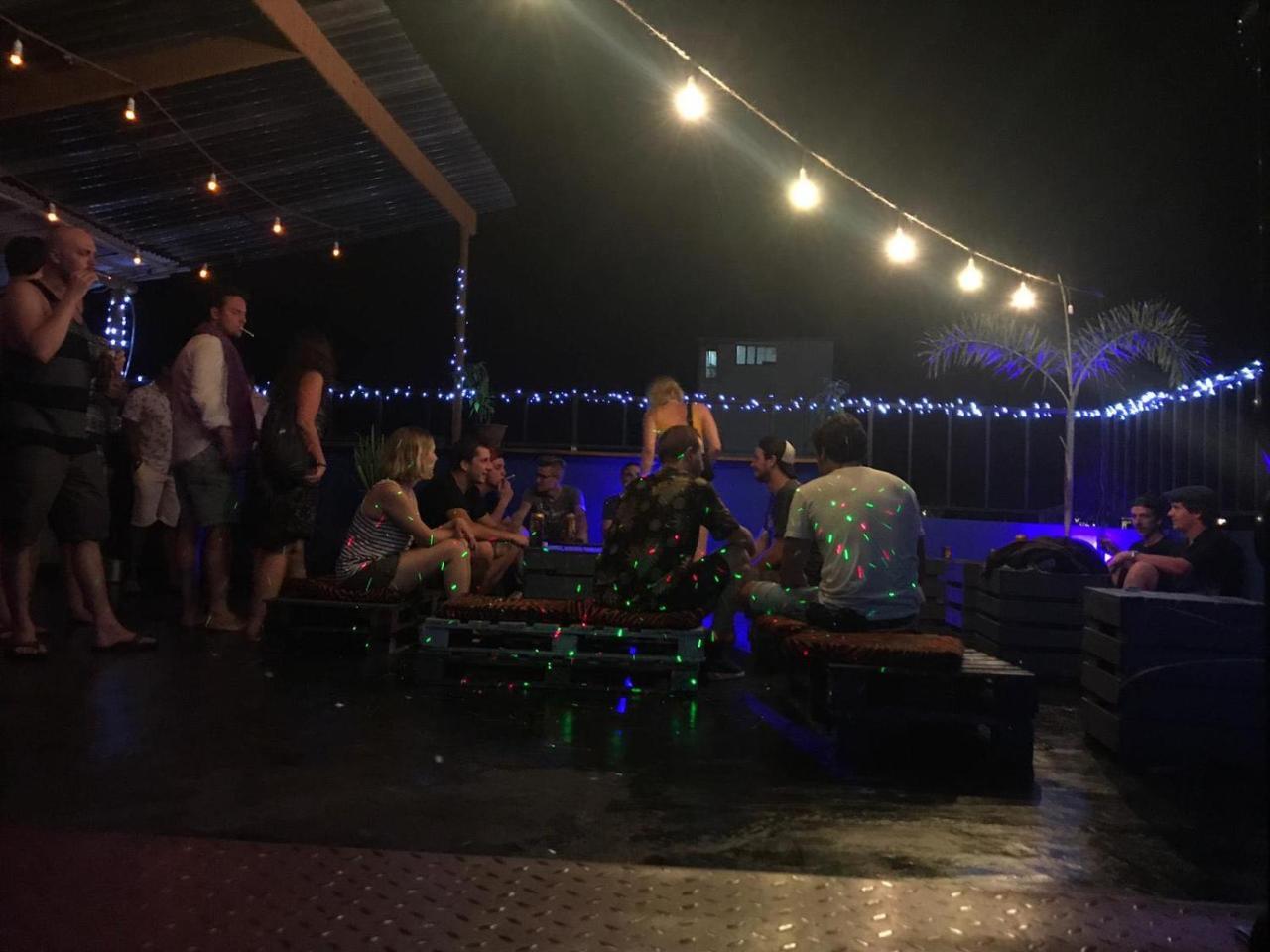 Space Garden Hostel מיריסה מראה חיצוני תמונה